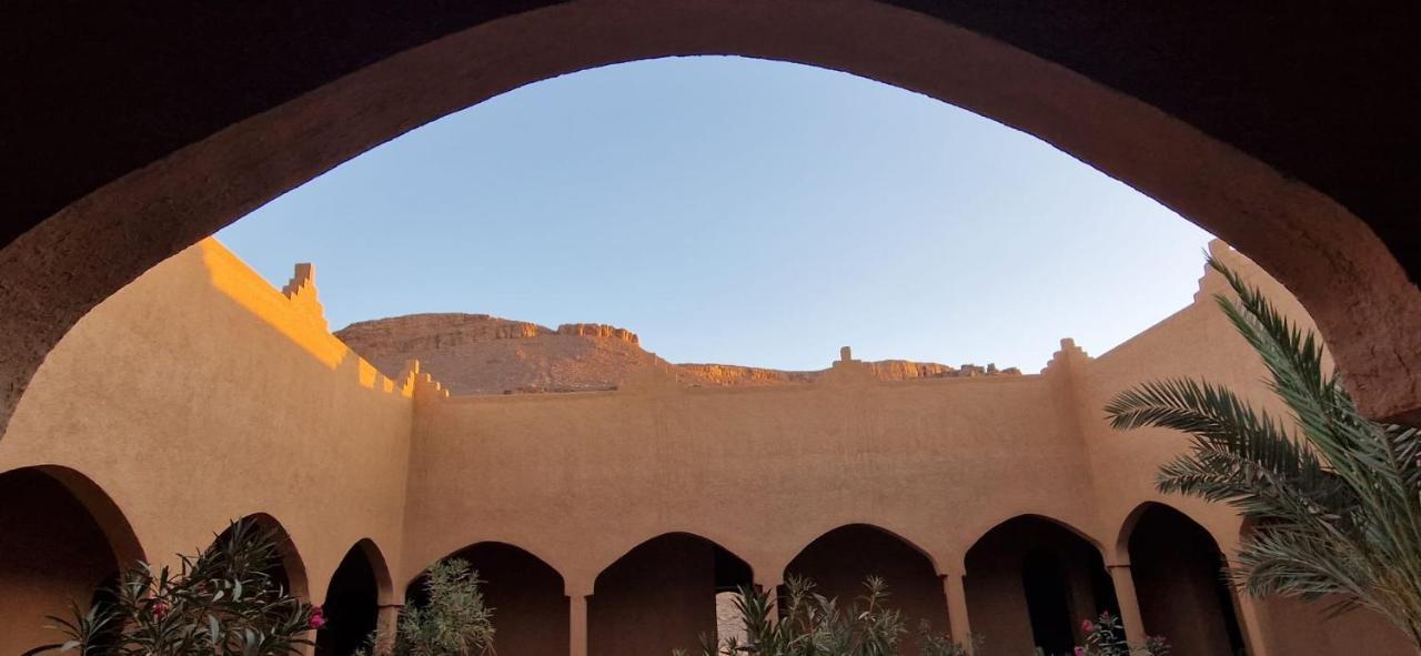 Riad Nomad Foum Mharech Luaran gambar